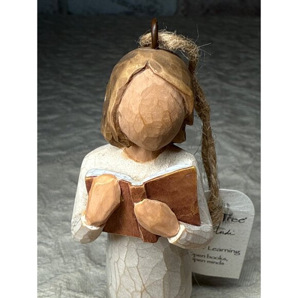 Willow Tree "Love Of Learning" Angel Ornament Figurine Carved Look Susan Lordi - Picture 8 of 16
